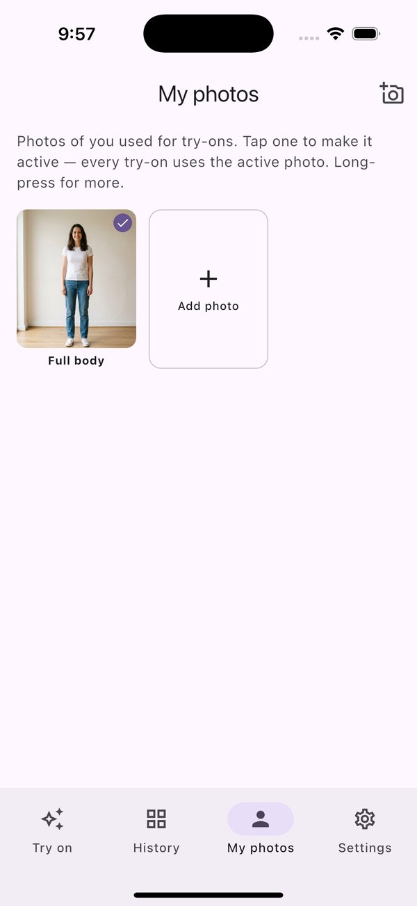 Hoilo's my-photos screen: one saved full-body photo marked active, and a button to add another.